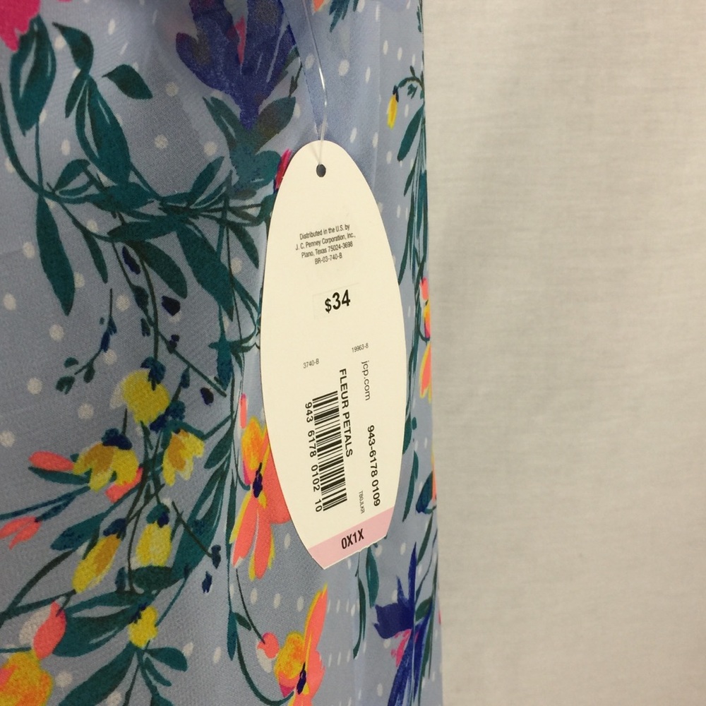 Sheer cover up - Picture 3 of 3